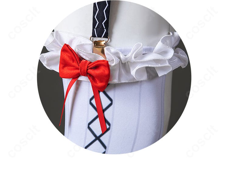 太もも用ストッキング&飾りのアップ。ガーターとの組み合わせでアクセントを強調。