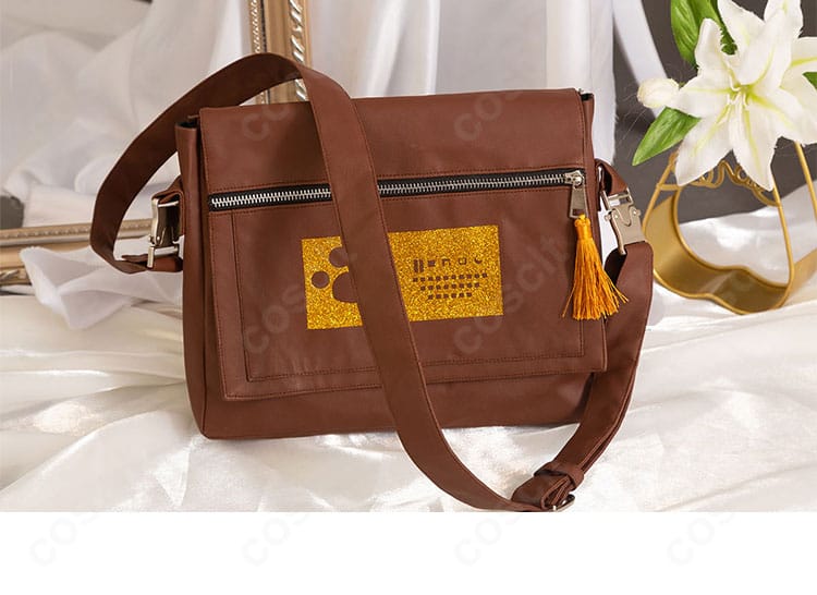 アクセサリーバッグのディテール。実用性とデザイン性を両立した付属アイテム。