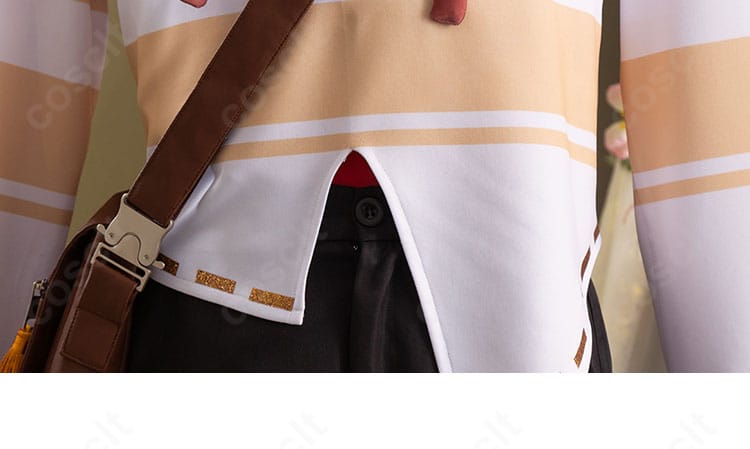 襟元の装飾ディテール。襟の形状と配色が清潔感のある店員制服らしさを強調。