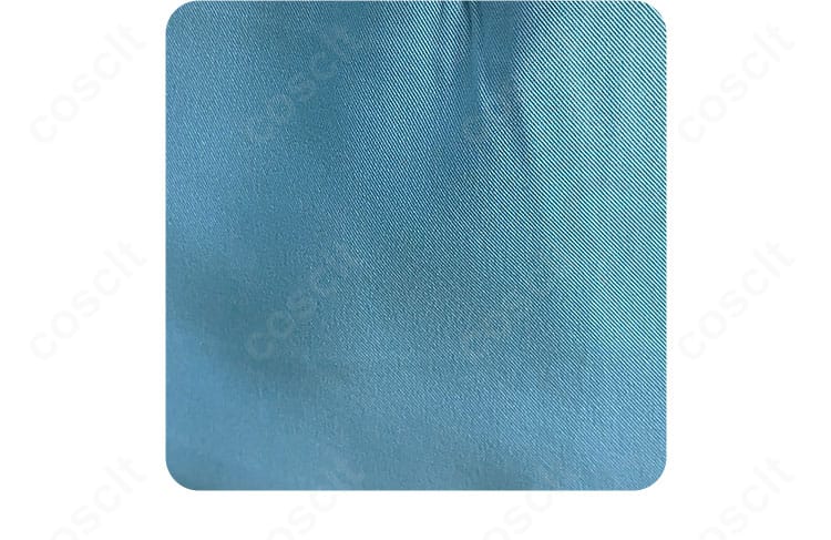 生地の質感ディテール。通気性のある表地の織りが見える