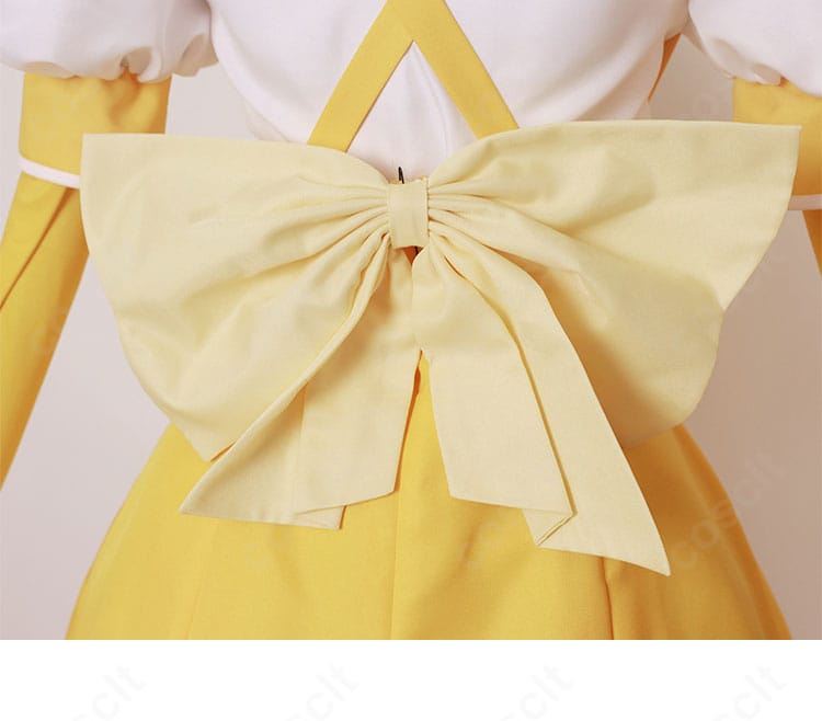 天川薫子 コスプレ衣装 背面の大きなリボン装飾詳細。立体的でエレガントなバックスタイル