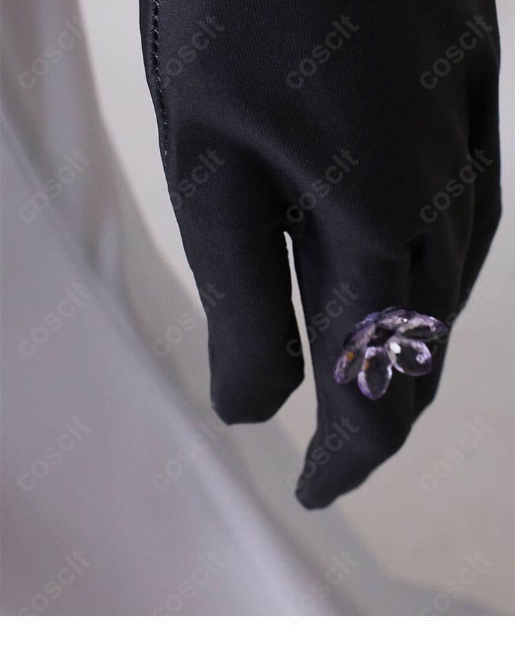 ダリア(コンスタンス)衣装の手袋アクセサリー。縫製とフィット感の見える詳細写真