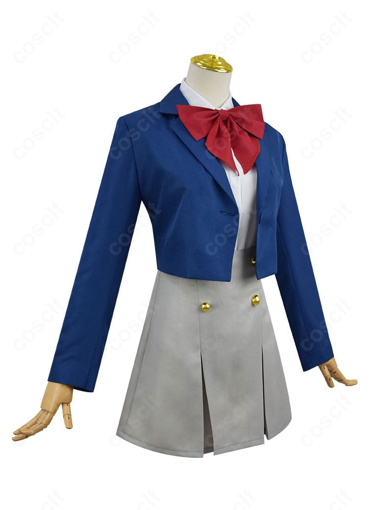 阿古屋真珠 制服コスプレ右側面。フレアの出方とジャケットのラインが分かるディテールショット。