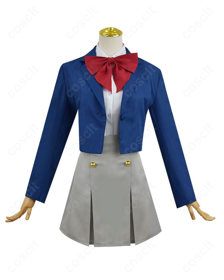 魔法少女にあこがれて 阿古屋真珠の制服コスプレ正面。ジャケットとミニスカートのバランスが際立つデザイン。