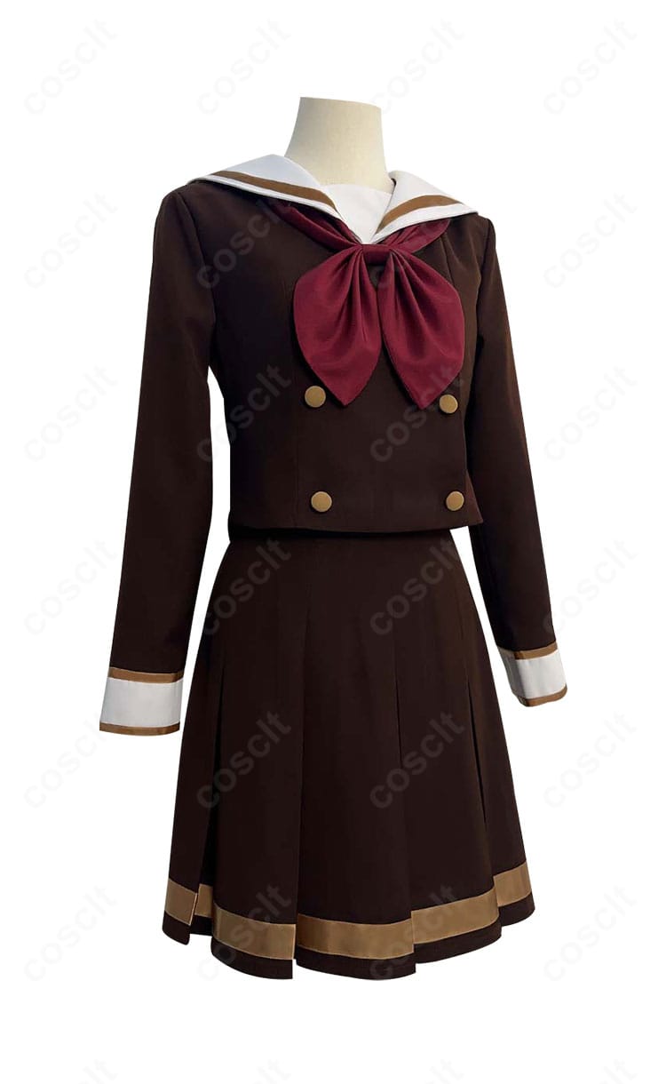 黄前久美子コスプレ衣装の側面。袖口やラインの見え方など細部ディテールを確認できる画像。