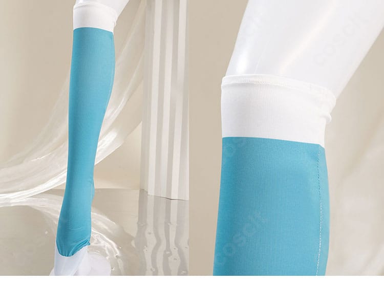 レッグソックスの質感とリブ編みディテール。衣装とのカラーコーディネートを表現。