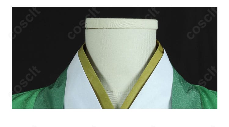 襟周りの装飾ディテール。刺繍の質感とコバステッチの再現を確認。