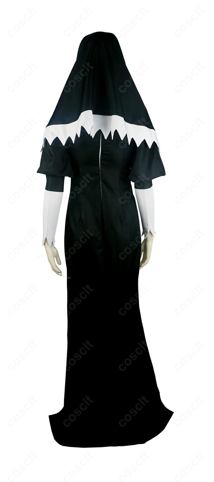 魔法少女にあこがれて シスタギガント衣装の背面。背中のシームラインと裾まわりのバランス、頭巾の落ち感を捉えた写真。