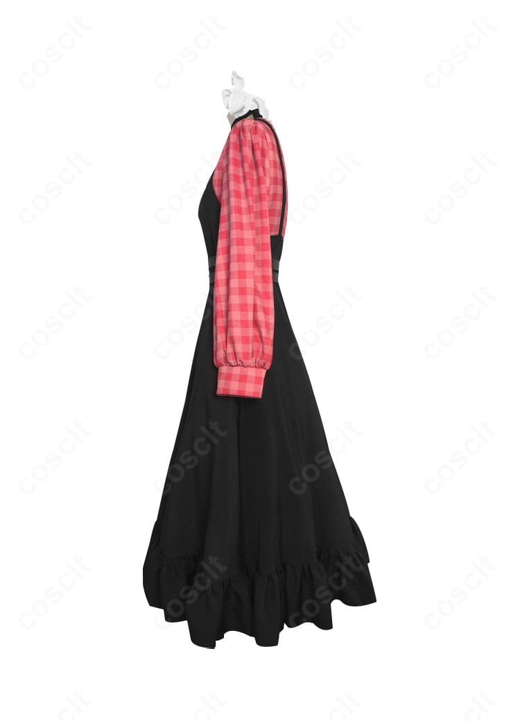 朝比奈まふゆ カトラリー衣装 左側ディテール。装飾の配置と縫製仕上げをクローズアップ。