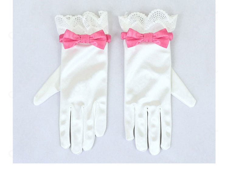 付属手袋の全体。丈感とカラー、指先の形状がわかるカット。