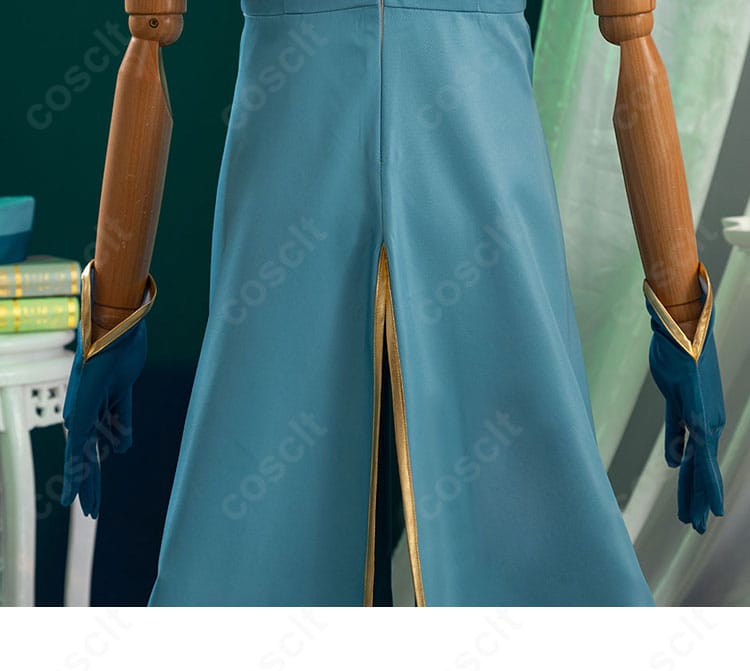 コスプレ衣装背面の装飾と縫製の近接画像。立体感ある仕上がり