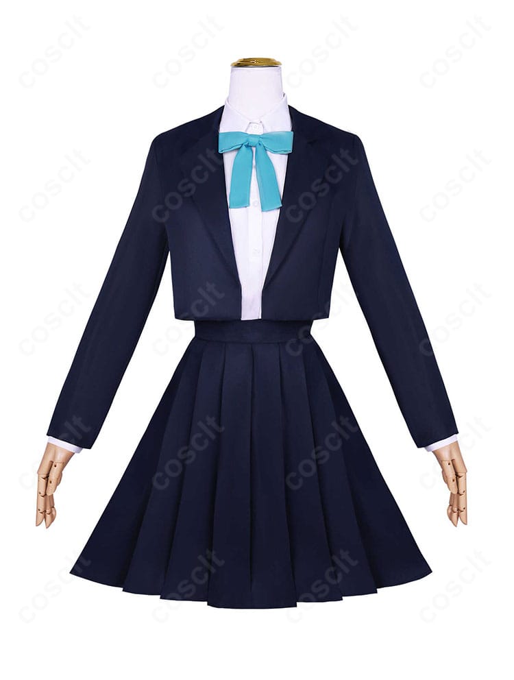 崩壊:スターレイル 花火 制服版コスプレの正面全体。コートの直線的シルエットとプリーツスカートのバランスが分かるカット。