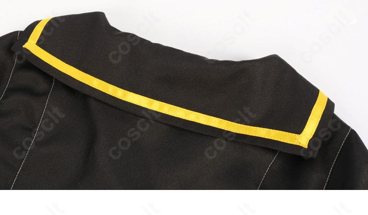 久慈川りせ 制服コスの背面襟・肩周りディテール。後ろ姿の美しいラインを強調。