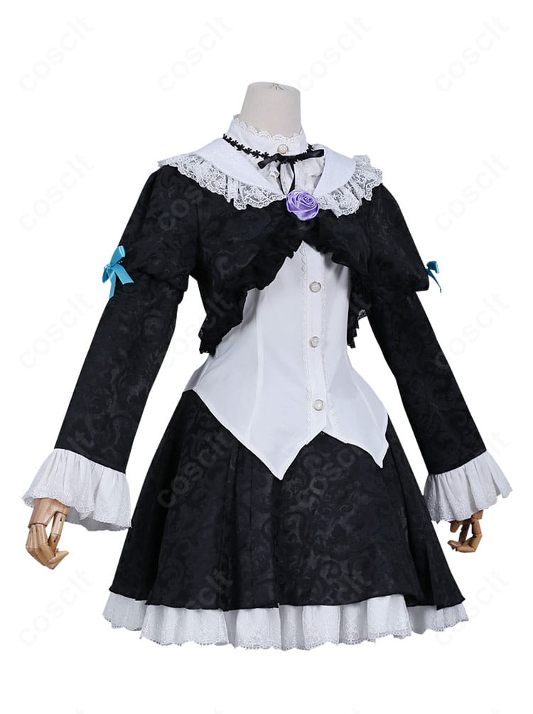 黒猫(五更瑠璃)ゴスロリ衣装 右側面。袖口フリルと裾の広がり、シルエットの立体感を確認できるアングル。