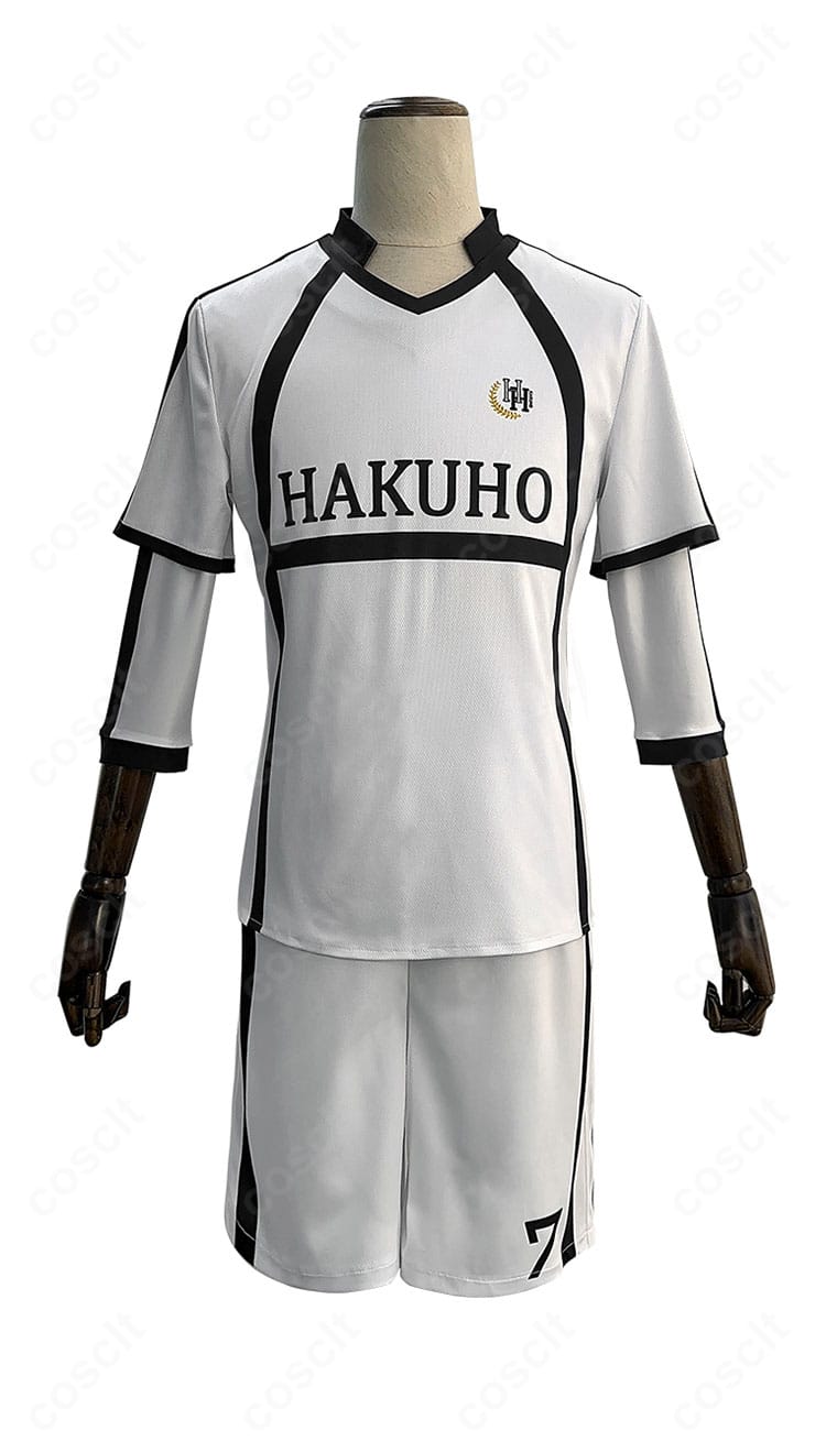 ブルーロック 凪誠士郎コスプレ 正面全体像。白宝高校サッカー部ユニフォームの配色とシルエットを高忠実度で再現したフロントビュー。