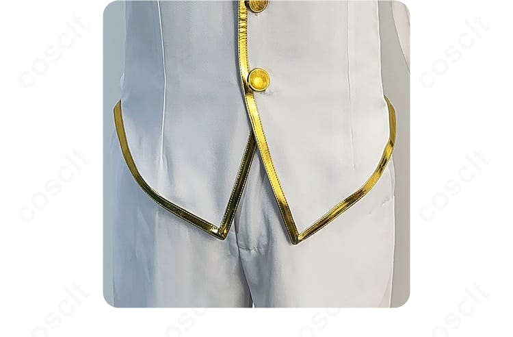 裾まわりの装飾とカッティング。シンプルで洗練されたライン。