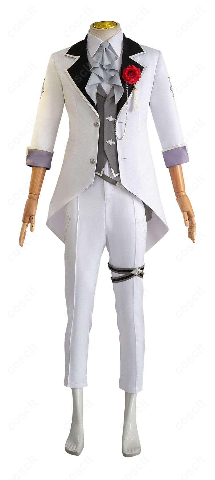 アルジェンティのコスプレ衣装・正面全身。白×金の礼装コートとベストの再現