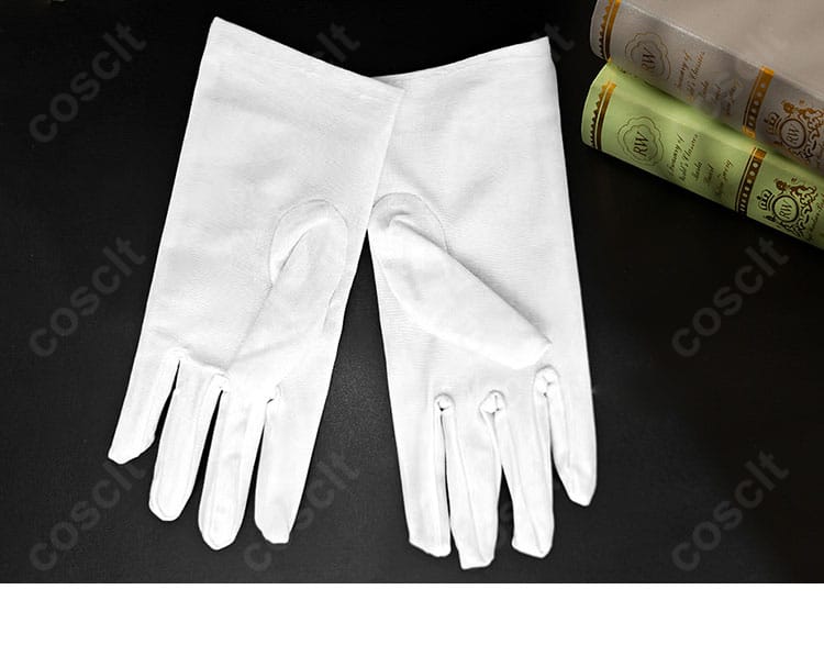 手袋の装飾ディテール。甲の装飾とフィット感が分かるカット