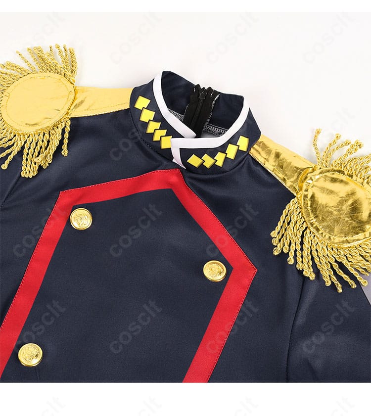 ワンピースの刺繍・花柄装飾のクローズアップ。近接撮影対応の精緻な糸目と配色が確認できます。