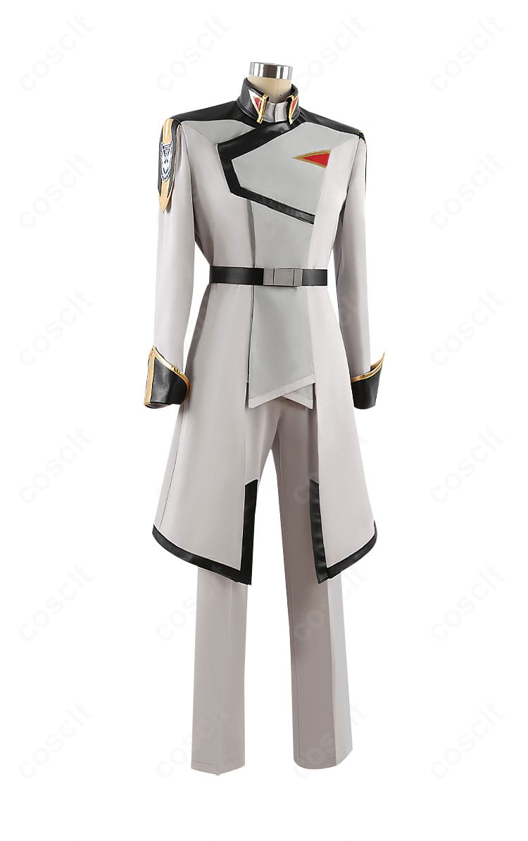 キラ・ヤマト 准将服(劇場版)コスプレの側面。袖口や側面パネルの切り替えと装飾の立体感が分かる角度。