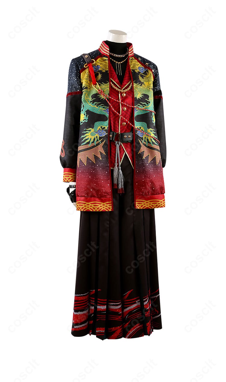 影片みか コスプレ衣装の側面画像。コートのラインと袖口の装飾、シルエットの美しさが分かる角度。