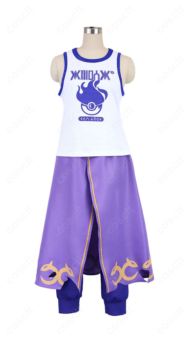 正面寄り:襟元・胸元・前立ての縫製と配色を確認できるアップ