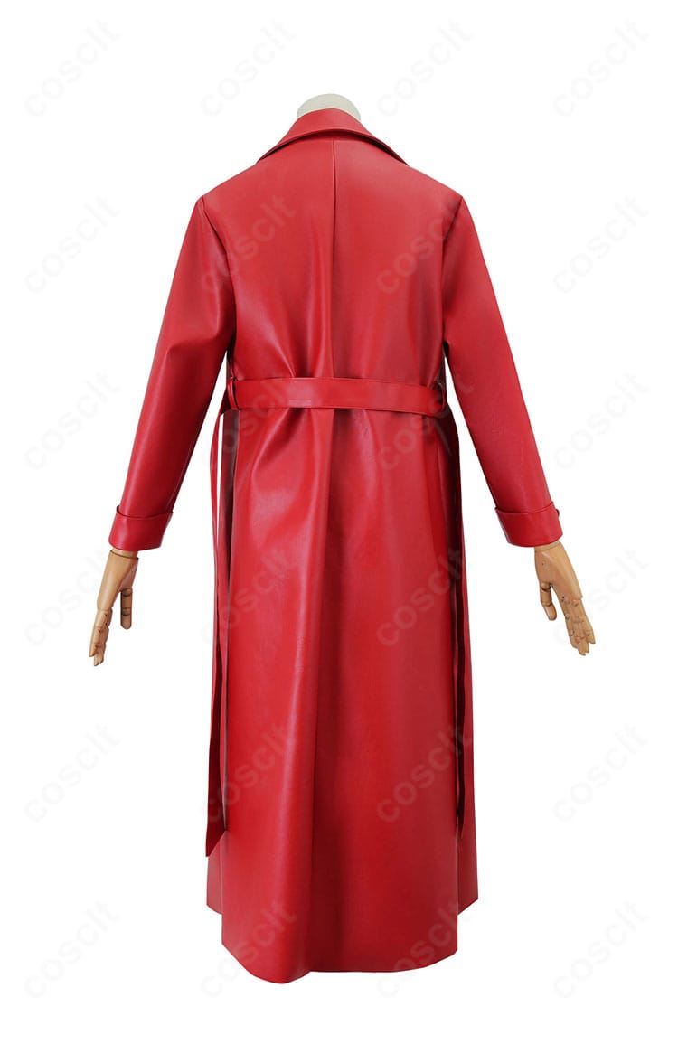 ローソンコラボ版 血の女王コスプレ衣装の背面。コートのラインと装飾の配置が分かるカット。