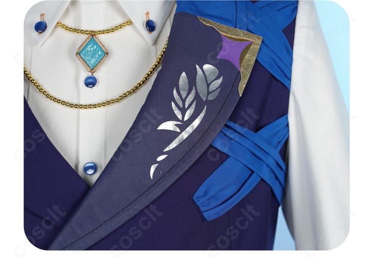 氷鷹北斗 Faraway衣装の前胸ディテール。刺繍風意匠とパーツ配置が見える近接カット。