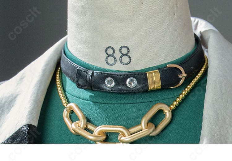 蓮巳敬人 デリジェント・グレイ コスプレのチョーカー・ネックレス周りの近接ディテール