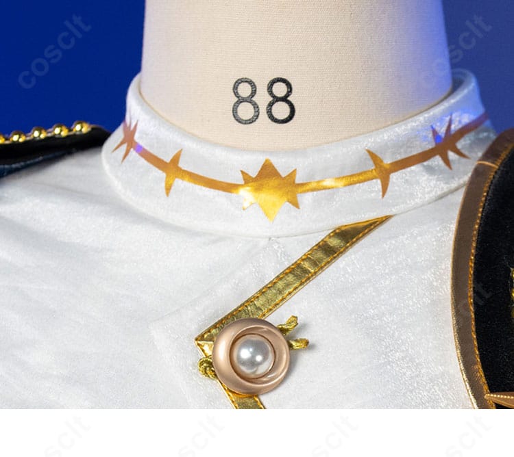 あんさんぶるスターズ!! 深海奏汰コスの襟元装飾と配色のアップ