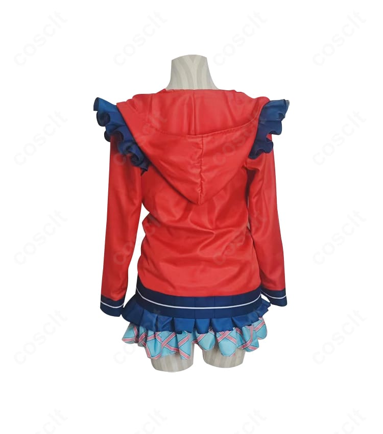 9-nine- 新海天コスプレ衣装の背面ディテール。背面ラインの美しさと全体バランスを確認可能。