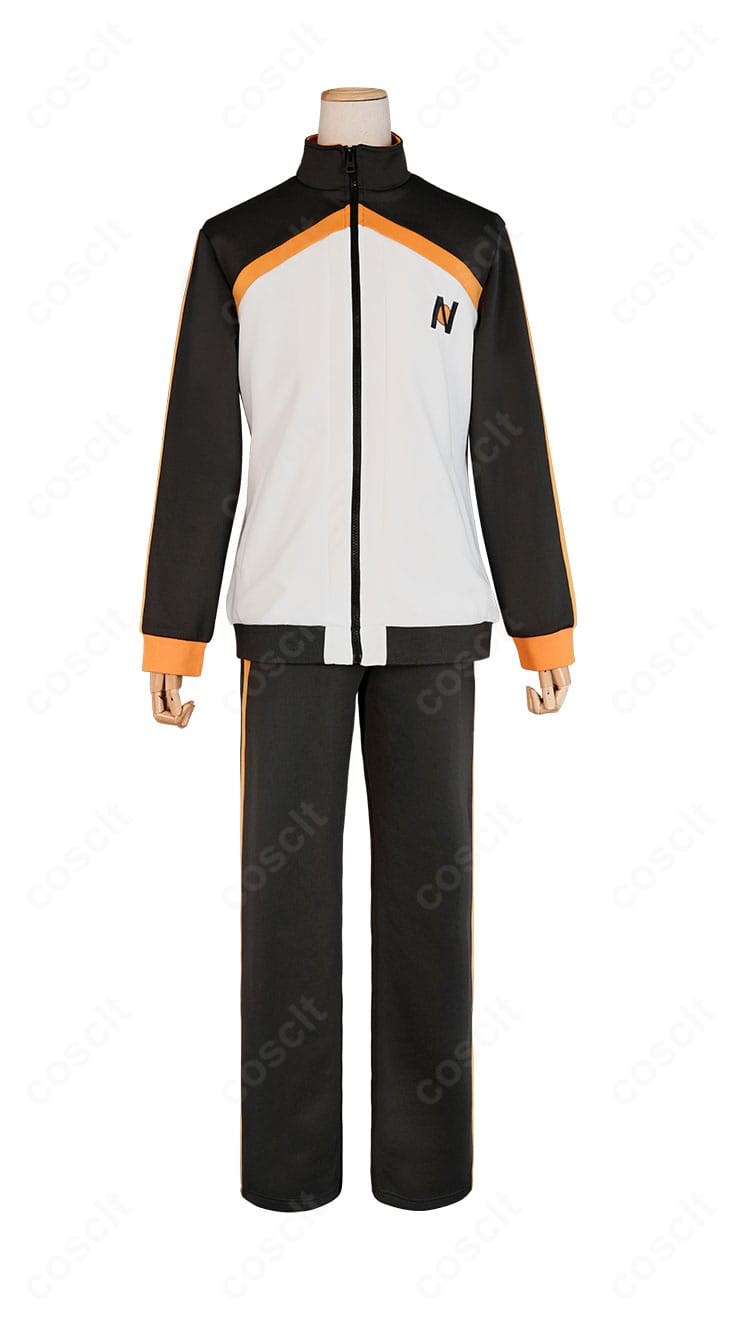 ナツキ・スバル コスプレ衣装の正面全身。スタンドカラーとフロント開閉、配色ラインの位置関係を確認できます。