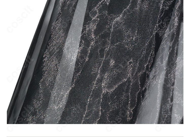 日向ヒナタ コスプレの頭巾装飾ディテール。清楚な雰囲気に合うアクセントデザイン