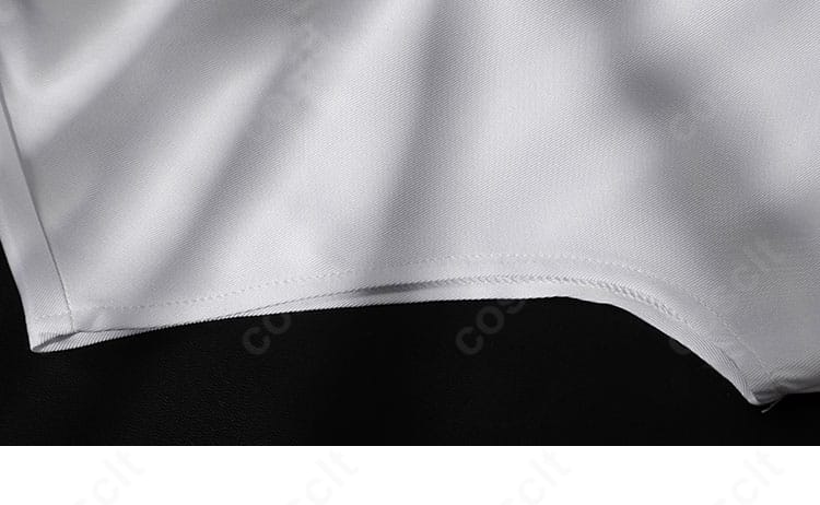 袖口の装飾ディテール。上品なカフス仕立てで近接撮影にも対応。