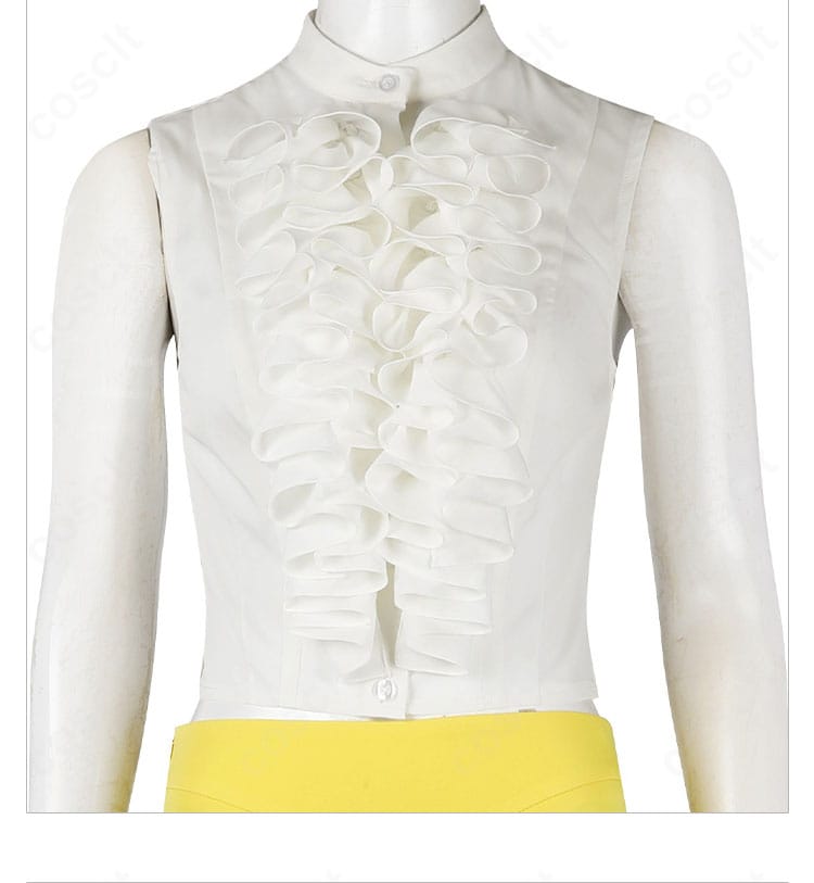 インナー構成の紹介。シャツや内側の仕立てが見える内装カット。