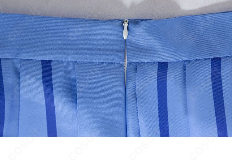 スカートウエスト部のファスナーと留め具ディテール（着脱しやすい仕様）