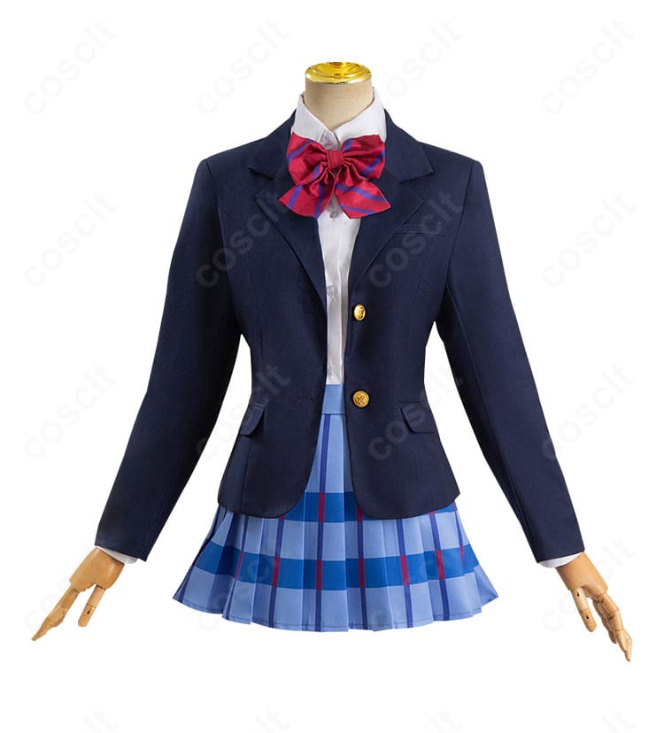 赤色リボンのアップとブレザー周辺装飾ディテール（学年色再現、結び目の形状）