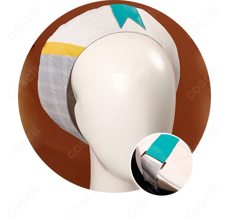 帽子アクセサリーの細部アップ(縁取りとワッペン意匠)