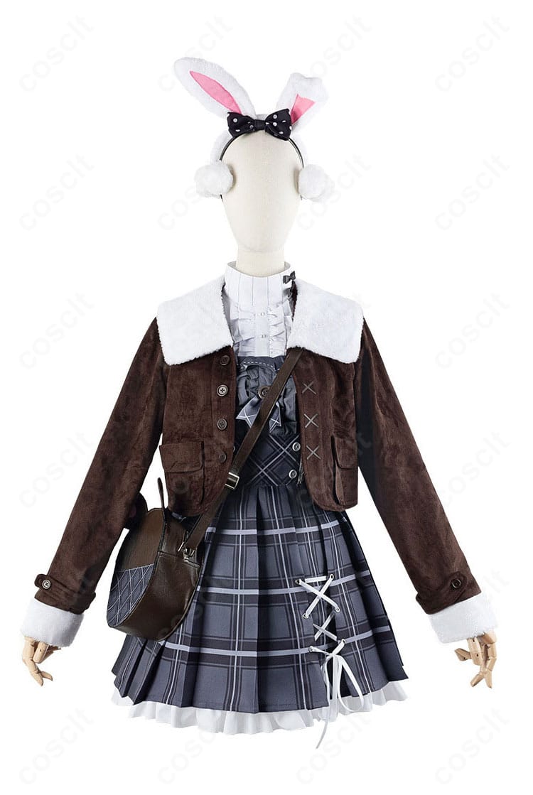 あまよる衣装の正面全体。コートとサロペットのレイヤードや配色、デート服らしい可愛さを明瞭に提示。