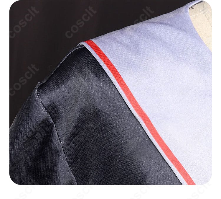 アルレッキーノ幼少期衣装の肩袖ディテール。端処理とステッチの丁寧な仕上げが見える写真。