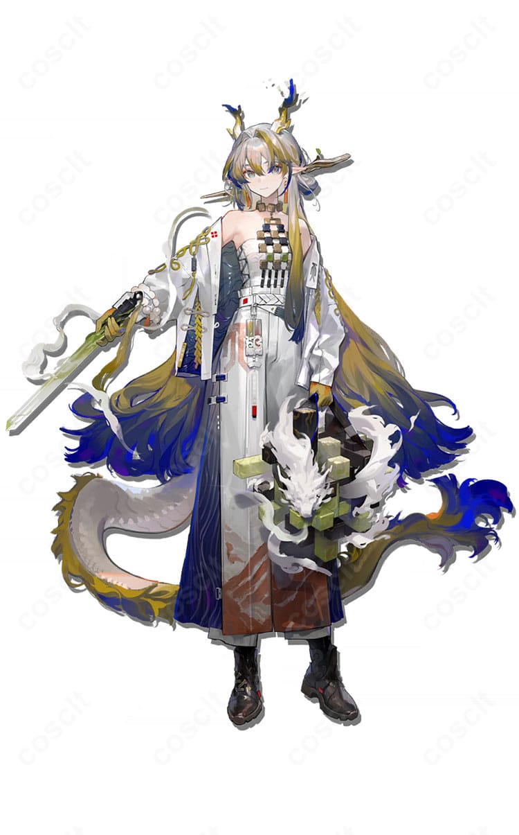 アークナイツ シュウのコスプレ衣装全身。コートとズボン、ベアトップ、角とエルフ耳を含む一式の着用イメージ。