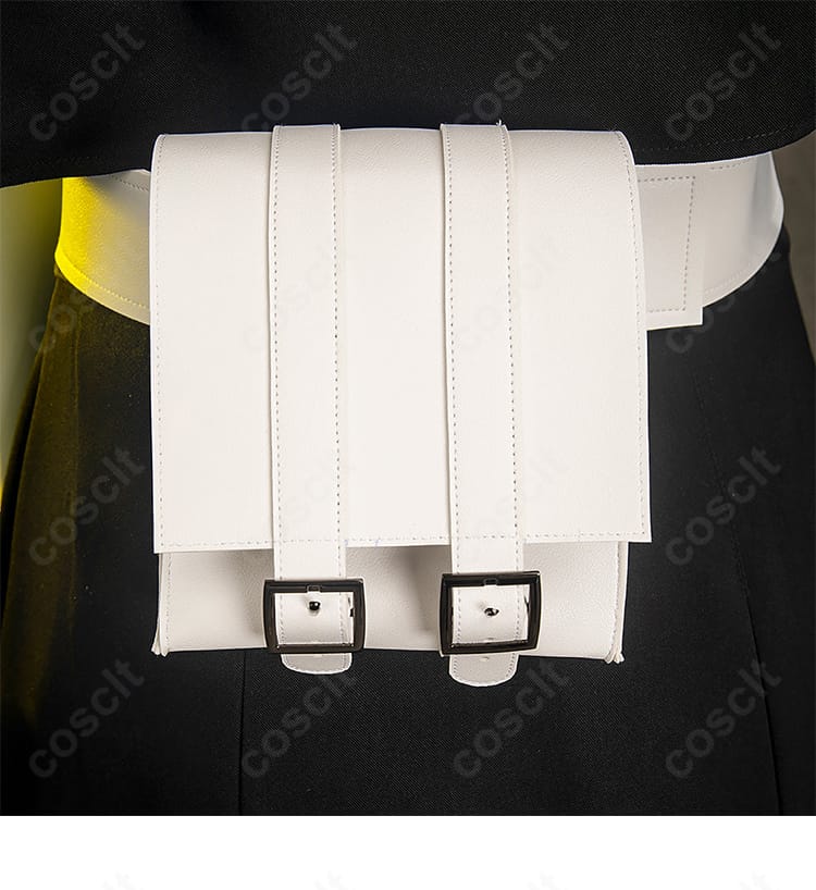 腰袋アクセサリーの拡大。容量感と取り付け位置が分かる実用的な仕上がり。