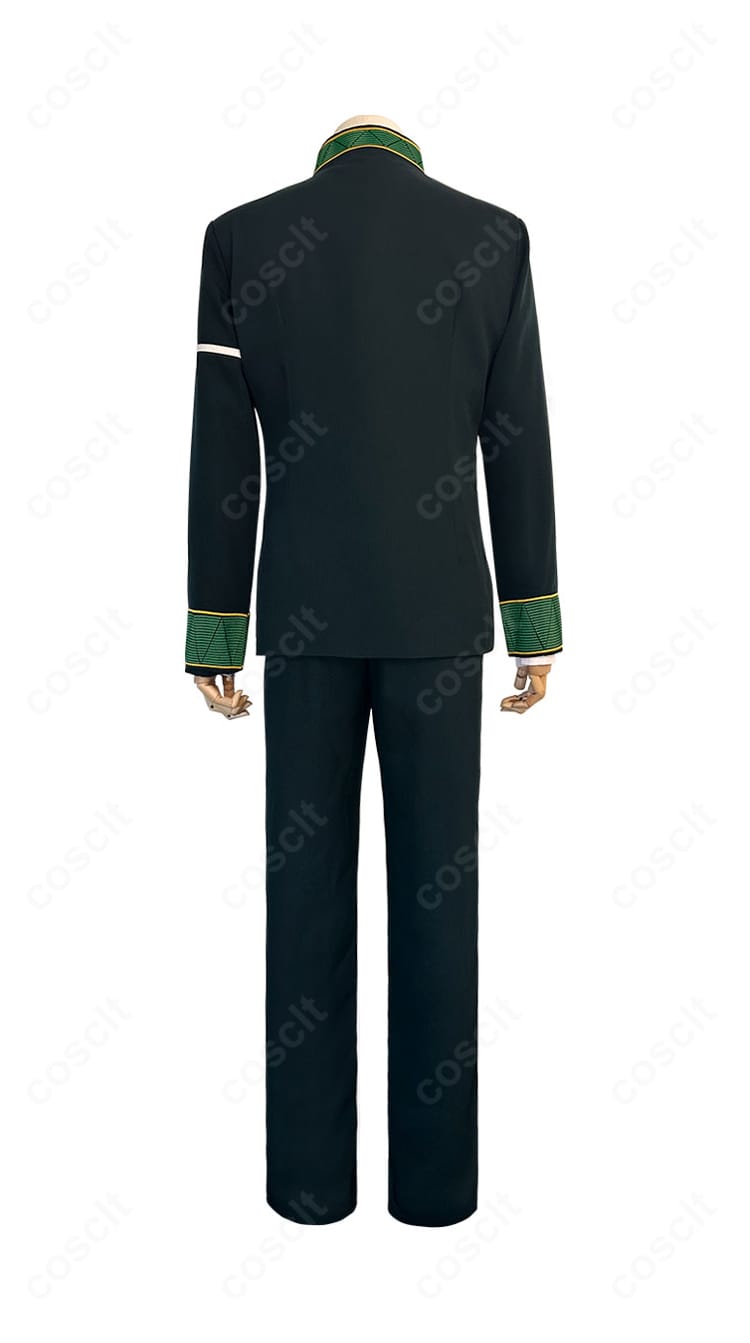 WIND BREAKER 桐生三輝 コスプレ衣装の背面、コートの落ち感と丈感を確認できる画像