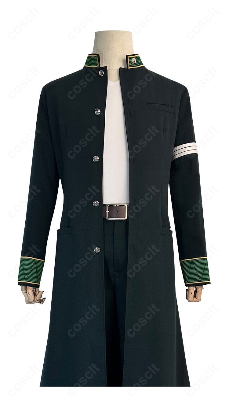 梅宮一 コスプレ衣装の装飾アップ。高級感のある刺繍ディテールと生地の質感を示すクローズアップ。