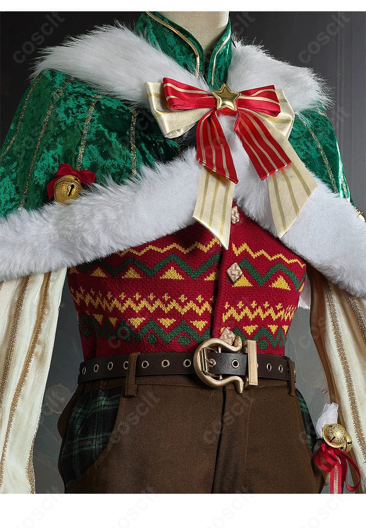 刺繍や装飾のアップ。胸元のモチーフと縁取りの質感が伝わるディテール写真