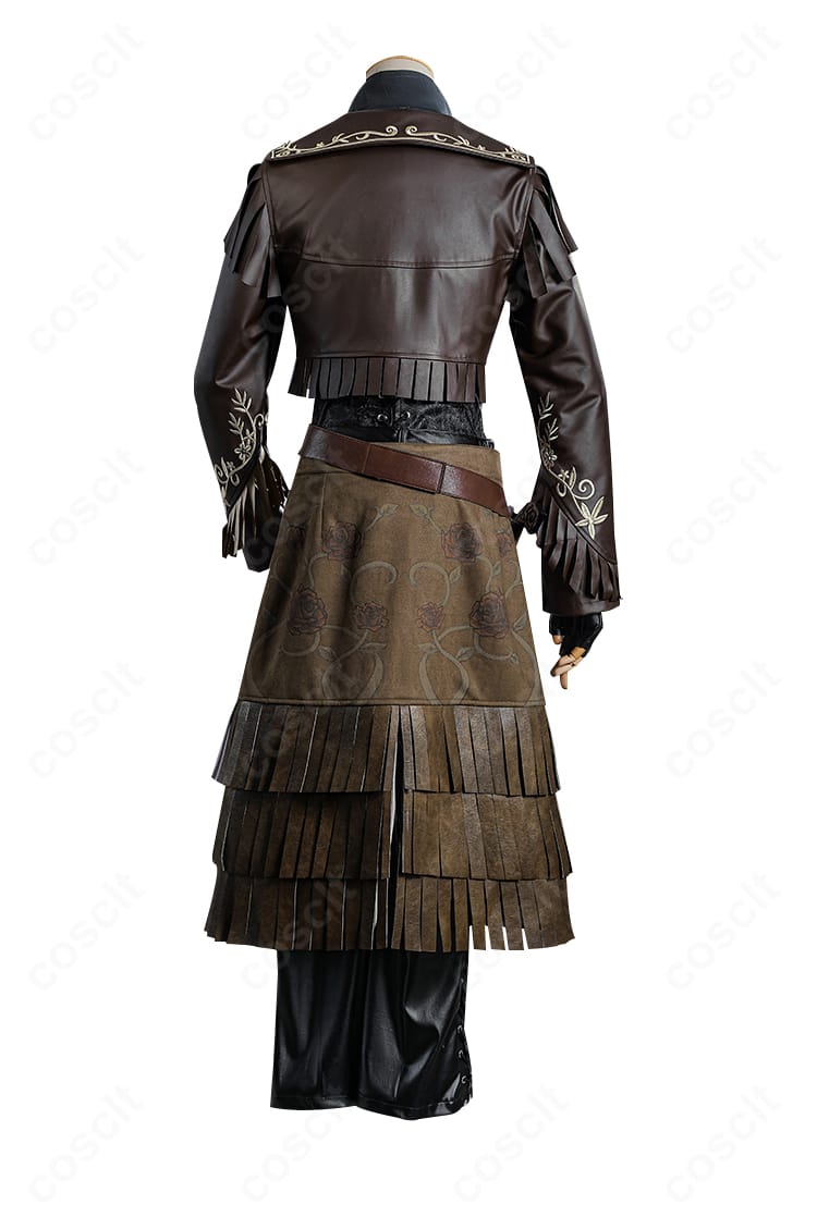 第五人格 バーメイド ブラックローズの背面ビュー。コート裾の広がりと背面装飾の配置が見える。