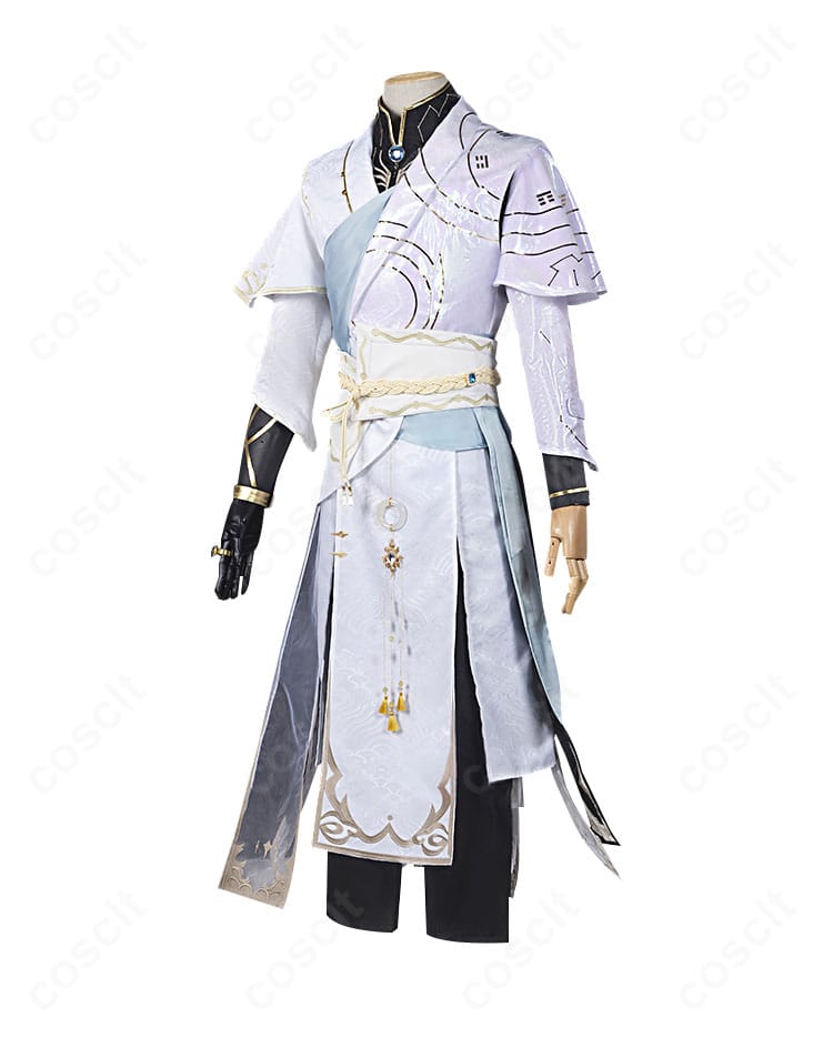 白黒無常（謝必安）衣装の側面。袖や裾のハリ感とラインの美しさ、装飾の立体感が分かるカット。