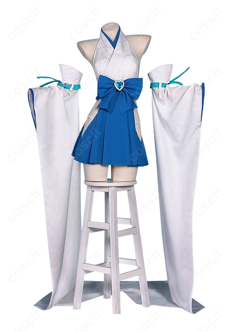 上品な巫女服コスプレの正面デザインとシルエット