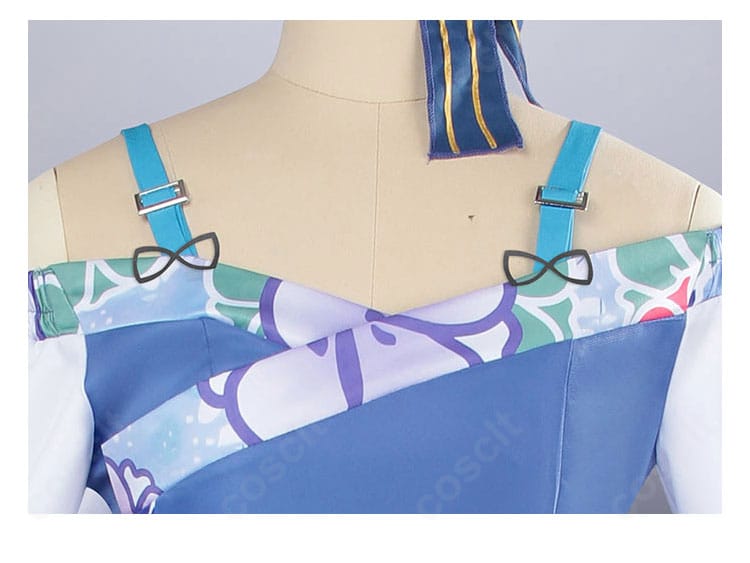 サラ・ダ・オディン衣装の襟元装飾ディテール。精緻な刺繍とネックラインの形状が分かる近接画像。