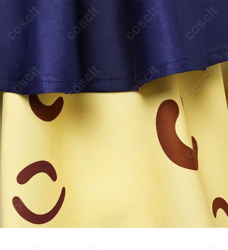 ジャングルポケット 勝負服コスプレの裾ディテール。ヘムラインと端処理の仕上げが分かる画像